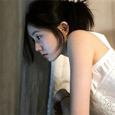 笼里的女人